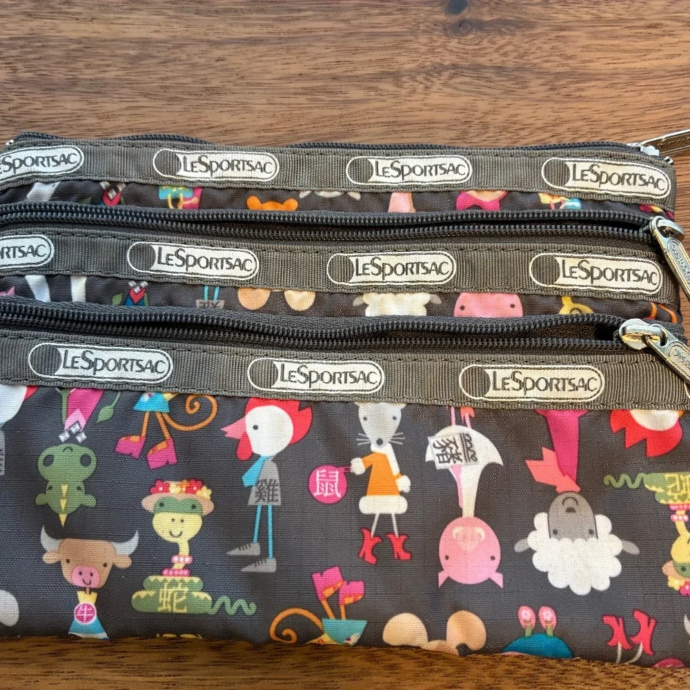 Limited Edition LeSportSac Chinese Zodiac 3-Zip Cosmetic Bag - Picture 2 of 4